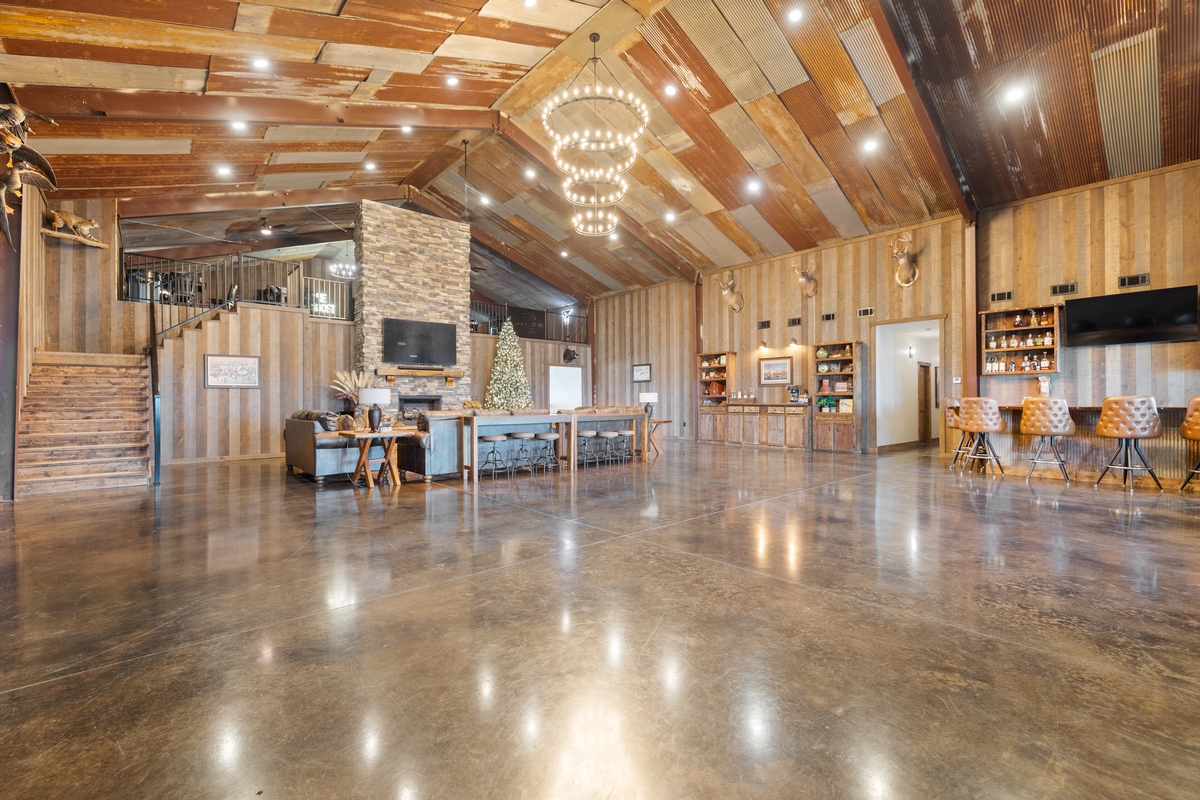 Premier Hunting Lodge Premier Hunting Lodge